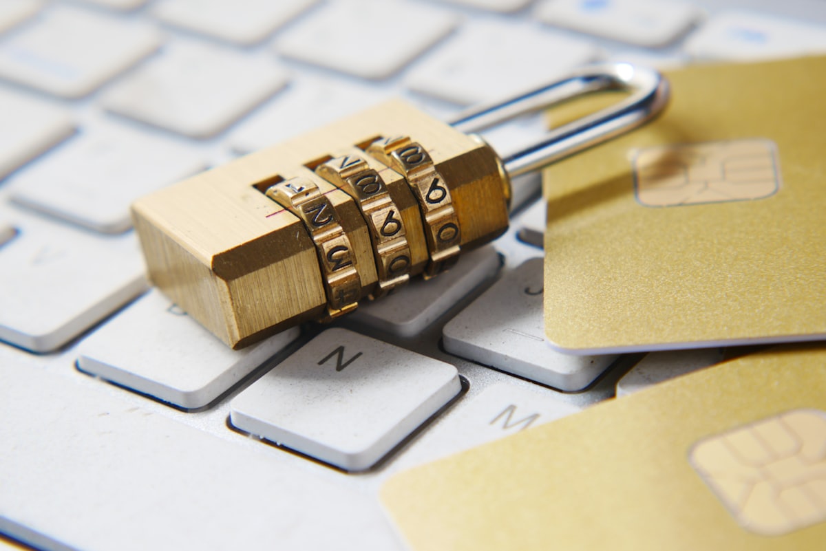 Securitate și protecția datelor pentru site
